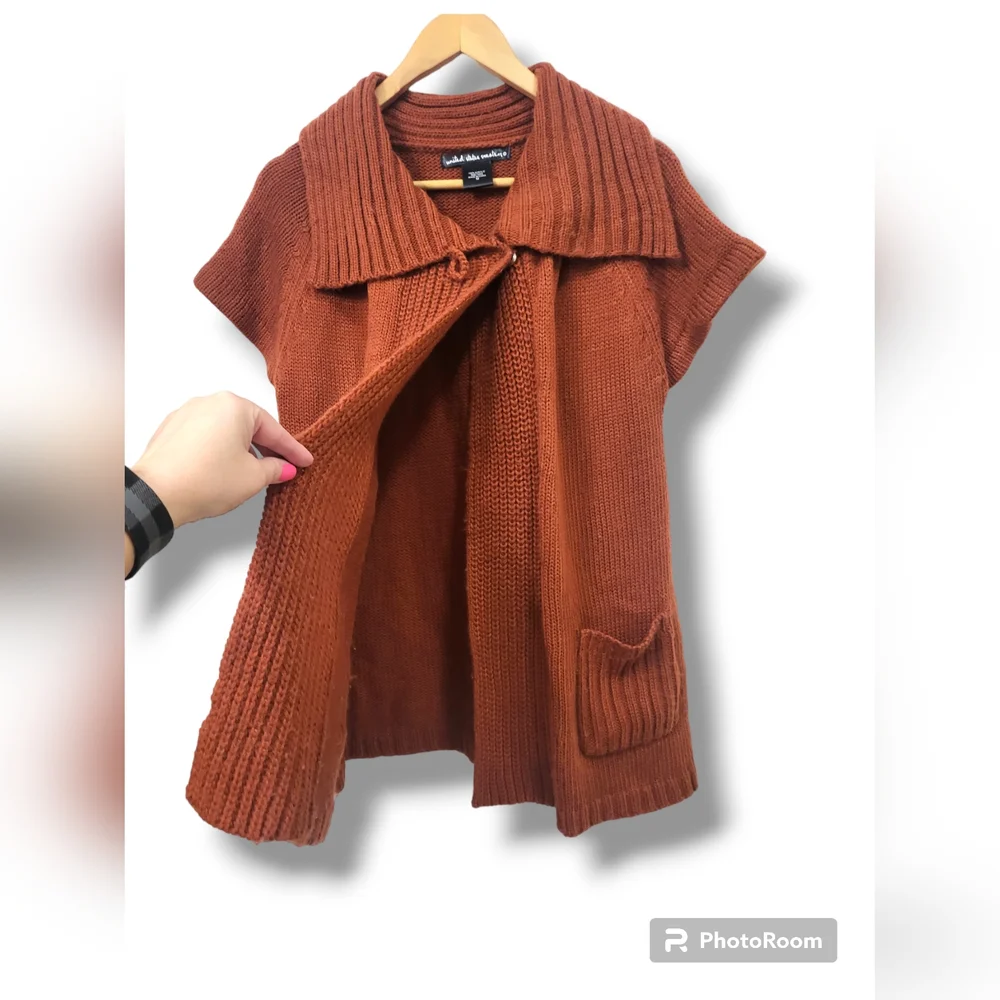 🌿United States Sweaters Women's Med Pumpkin Orange Short Sleeve Knit Cardigan - Picture 8 of 15